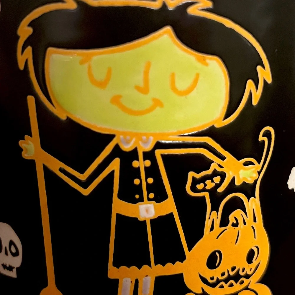 Mug 16oz goth girl witch with black cat & pumpkin skull bats